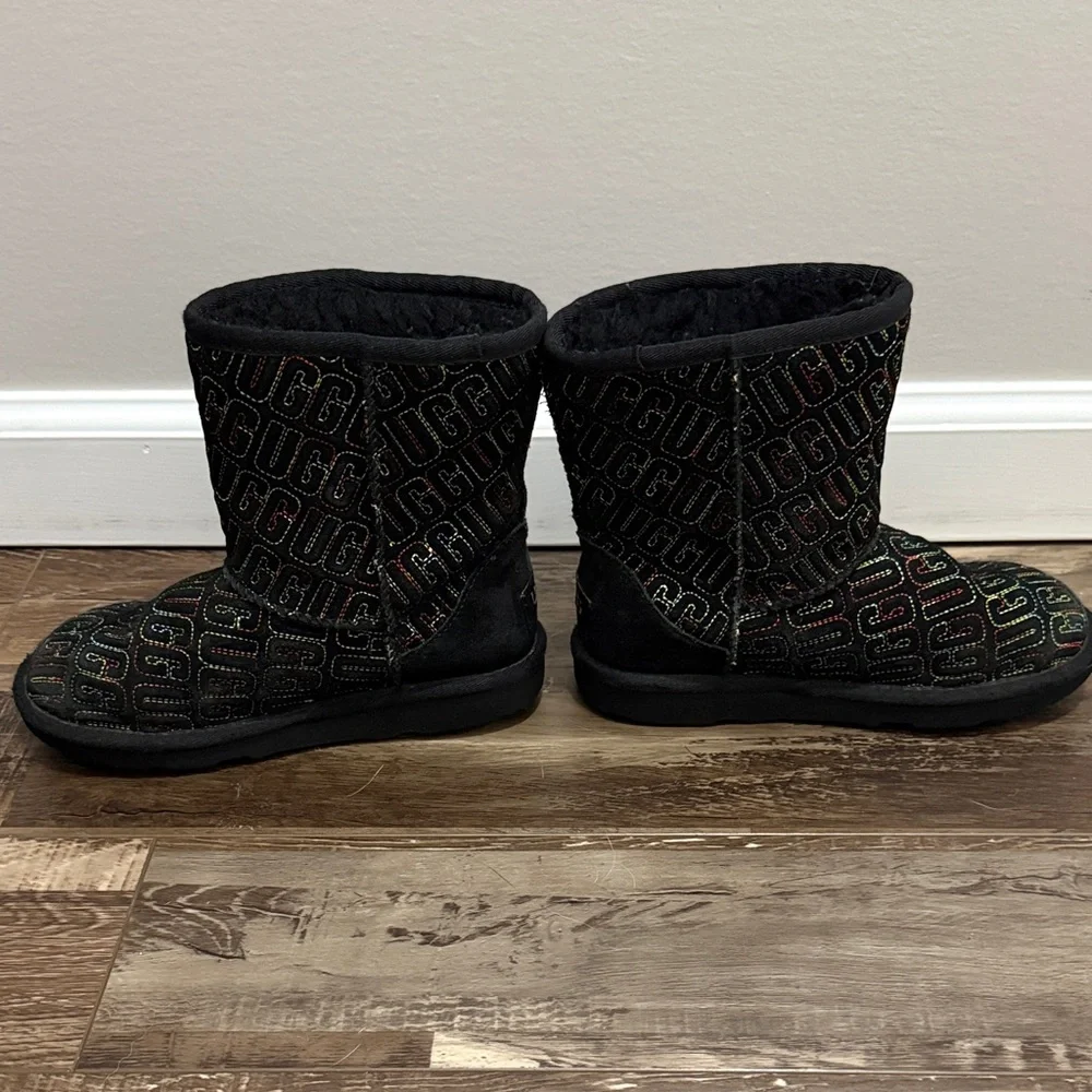UGG Kids‎ Black Boots with Rainbow Logo